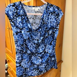 Women’s dress shirt